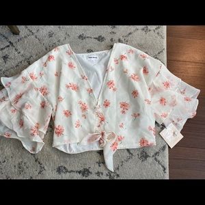 Brand new superdown floral top
